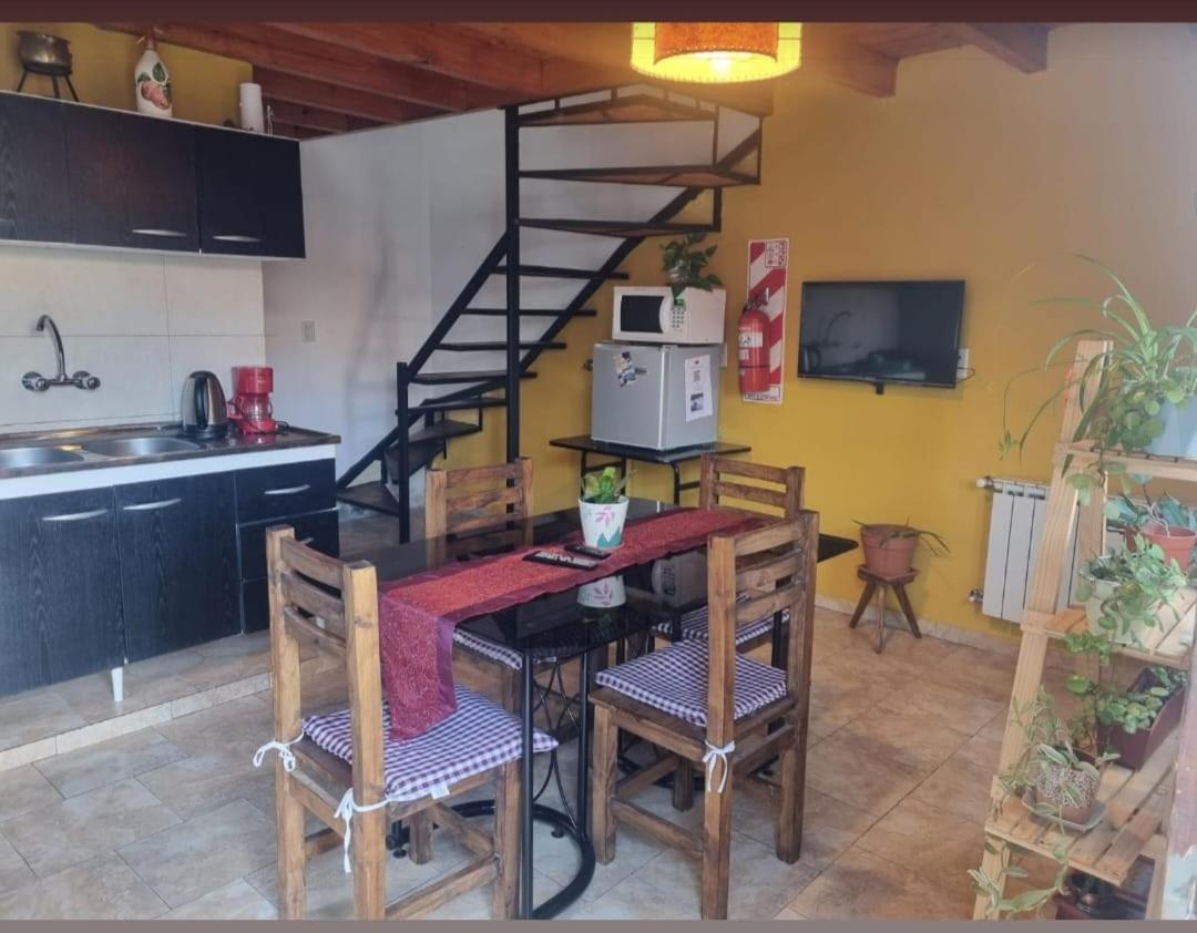 Tem Kotenkesh Depto Andiperlas x 4 pax El Calafate Exterior foto